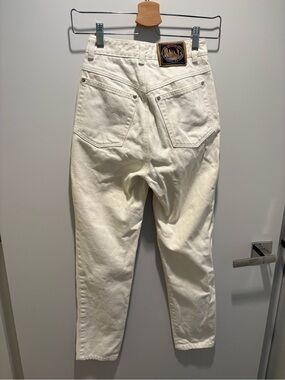 Vintage DKNY Women's Straight Leg Jeans in Off-White/Cream